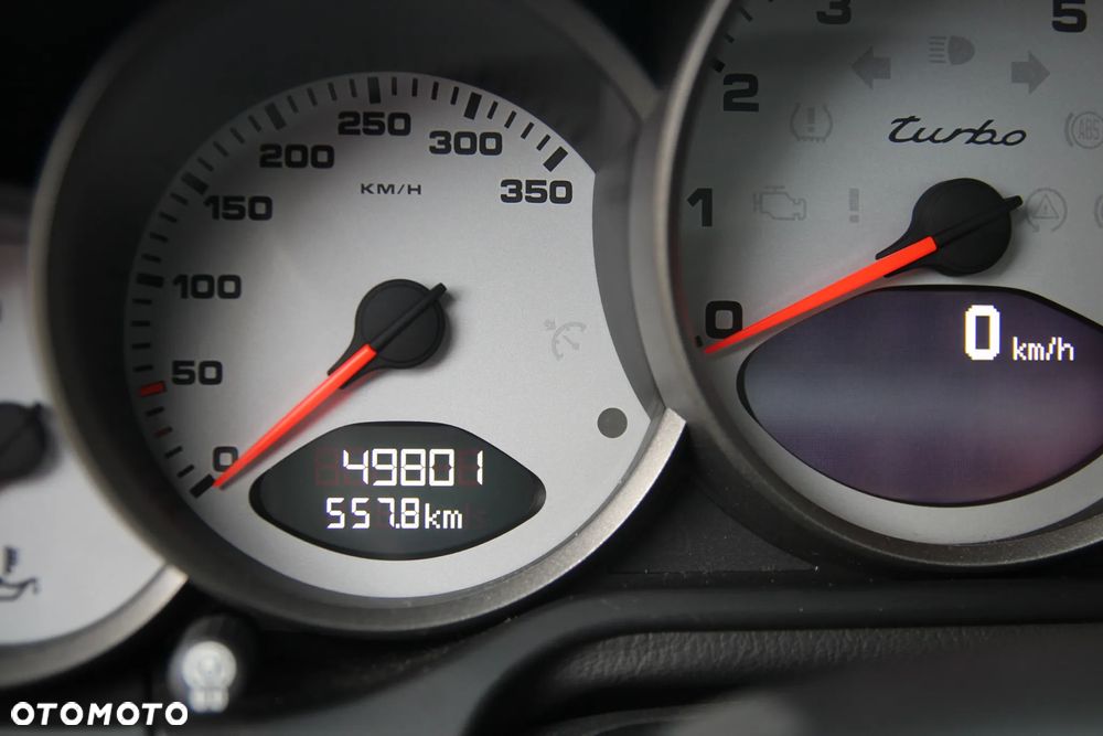 Porsche 911 - 25