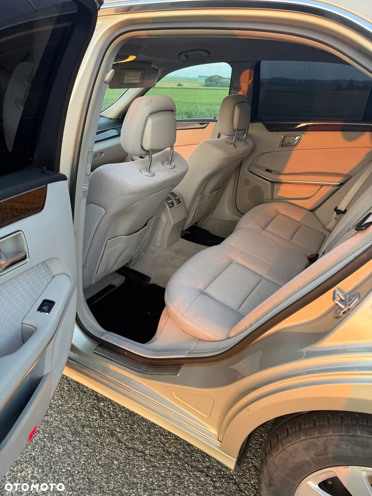 Mercedes-Benz Klasa E 220 BlueTEC BlueEFFICIENCY Edition - 9