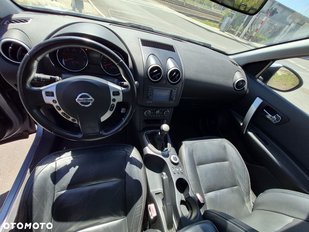 Nissan Qashqai+2 2.0 dCi DPF 4x4 tekna - 9
