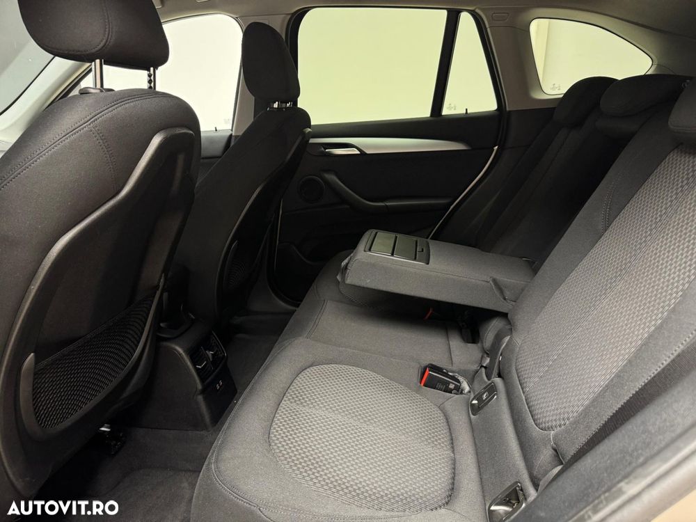 BMW X1 - 28
