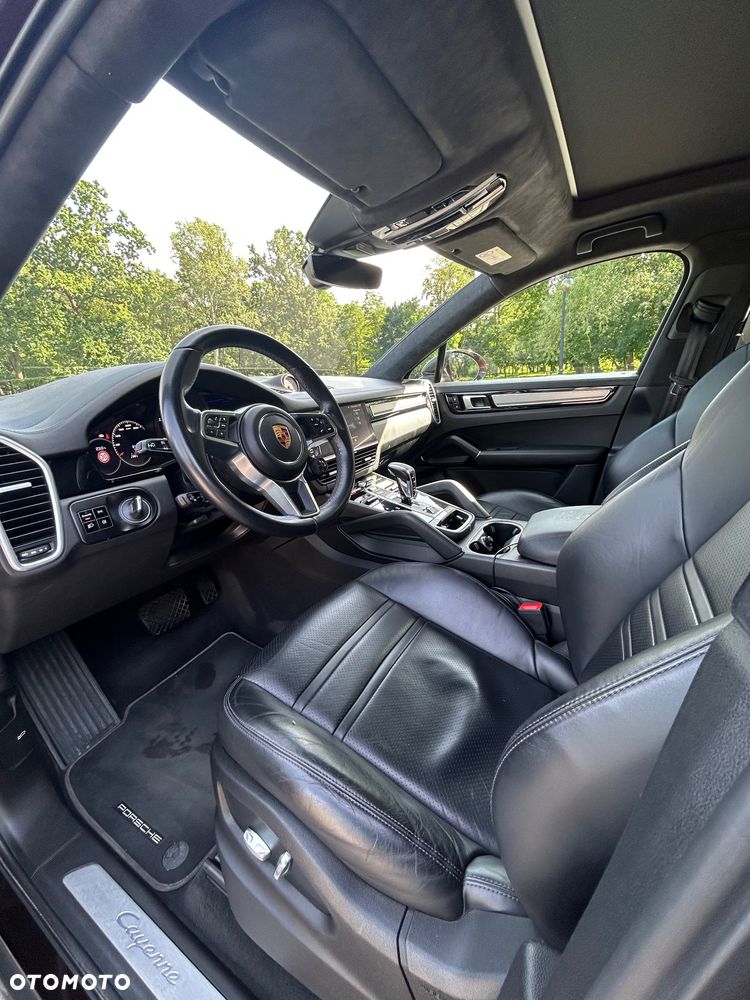 Porsche Cayenne Platinum Edition - 8