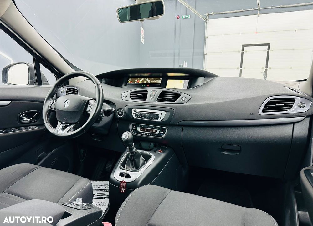 Renault Grand Scenic ENERGY dCi 110 INTENS - 18