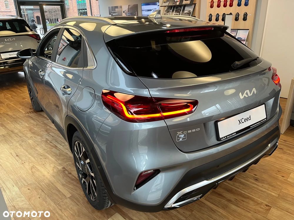 Kia XCeed 1.5 T-GDI Business Line DCT - 8