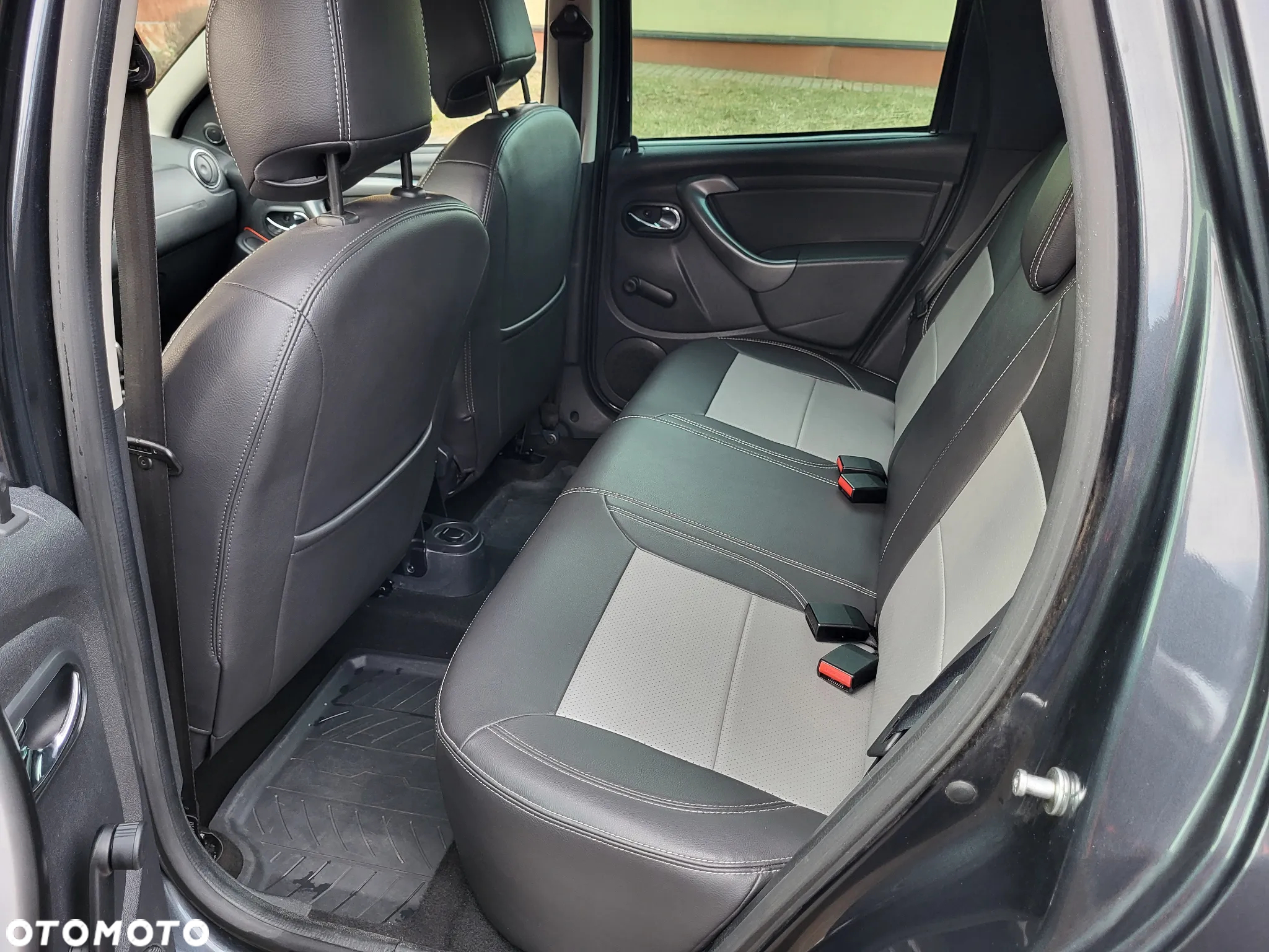 Dacia Duster TCe 125 2WD Prestige - 29