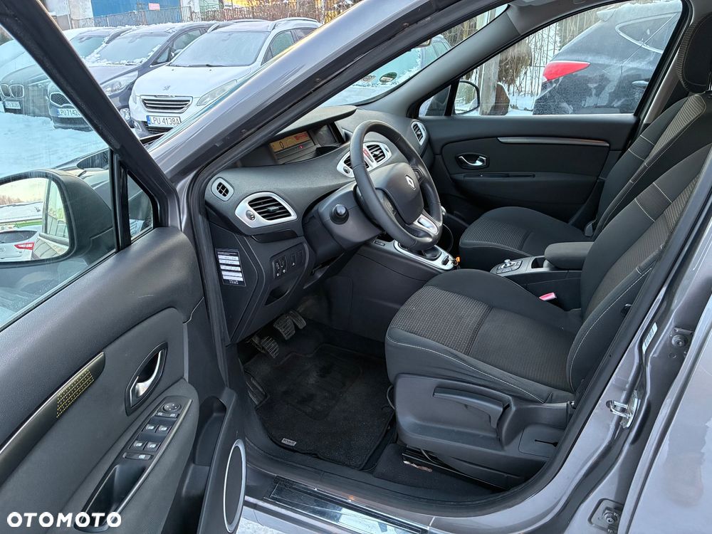 Renault Scenic 1.6 16V 110 Expression - 8