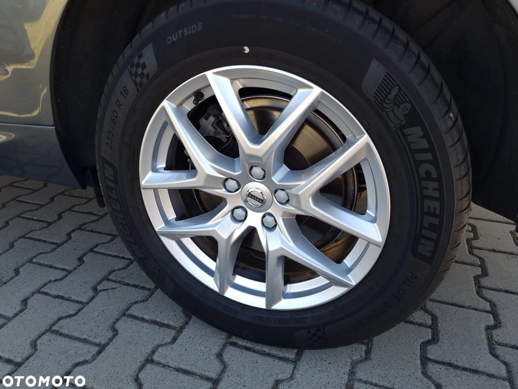 Volvo XC 60 B4 B Momentum - 20