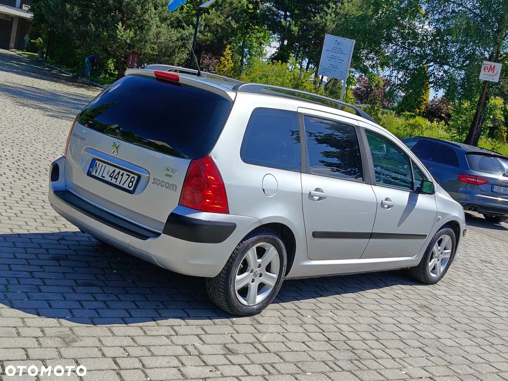 Peugeot 307 HDi SW 110 Tendance - 11
