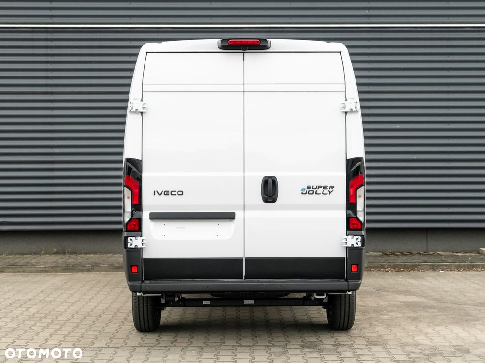 Iveco eSuperJolly L3H2 - 13