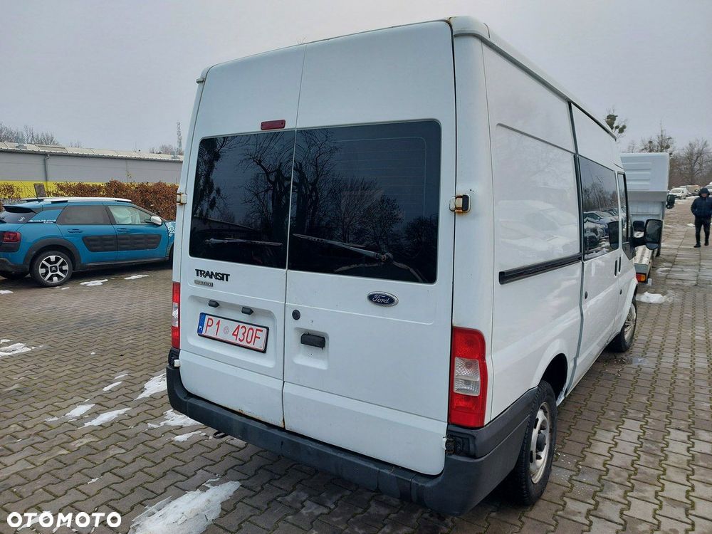 Ford Transit - 9
