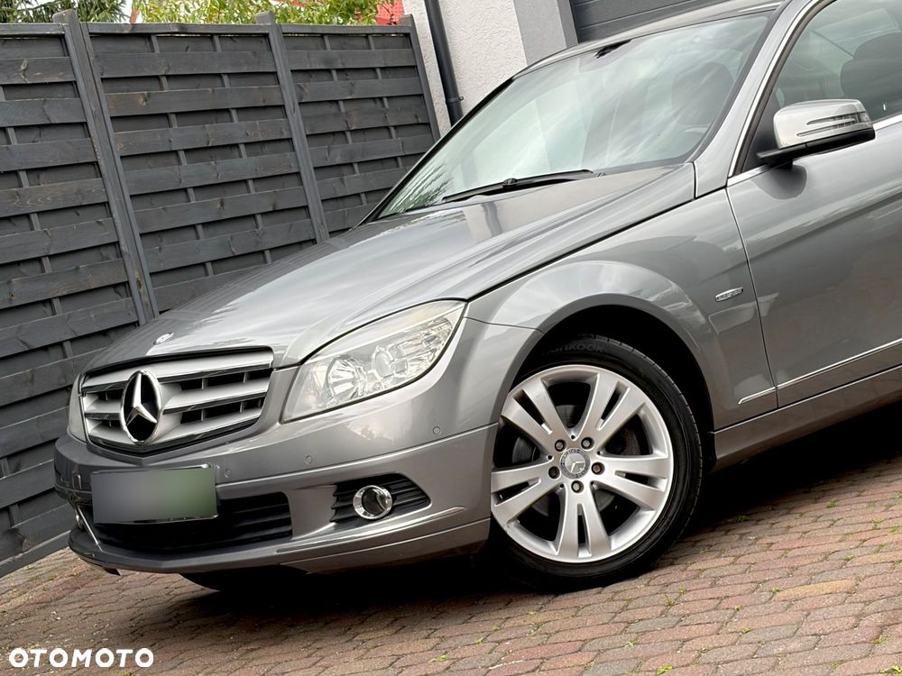 Mercedes-Benz Klasa C 180 Kompressor BlueEFFICIENCY Elegance - 1