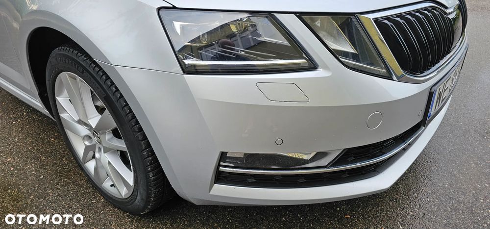 Skoda Octavia 2.0 TDI Style DSG - 8