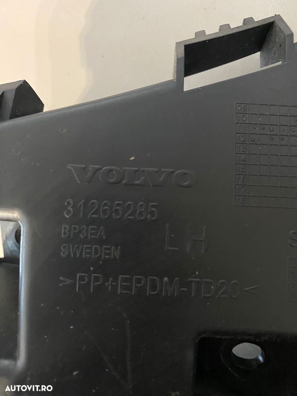 Suport Bara Spate Stanga Volvo S60 V60 31265285 - 2