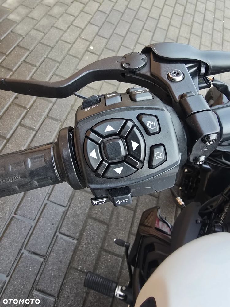 Harley-Davidson Sportster - 15