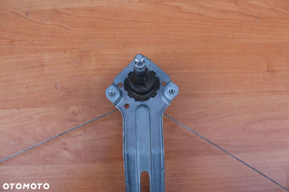 MECHANIZM PODNOŚNIK SZYBY PRAWY TYŁ TYLNY PRAWY MANUAL OPEL MERIVA A - 4