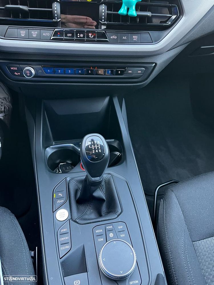 BMW 116 d Sport Line - 12