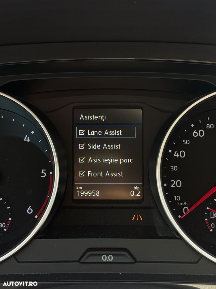 Volkswagen Tiguan - 27