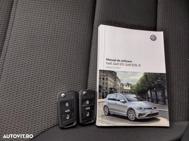 Volkswagen Golf - 5