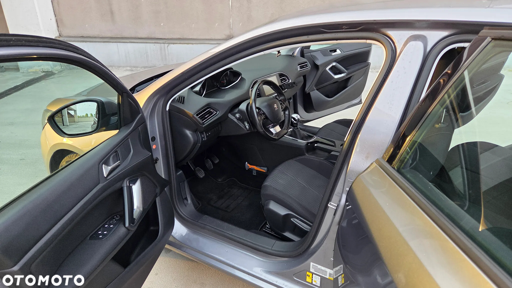 Peugeot 308 BlueHDi FAP 120 Stop & Start Active - 29