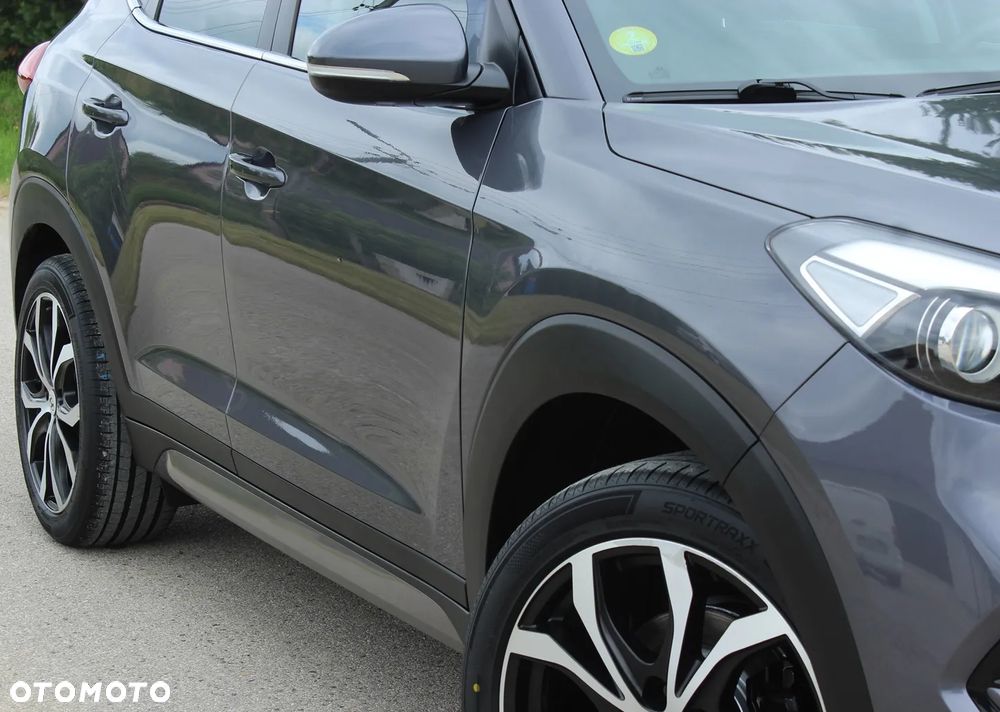 Hyundai Tucson blue 1.7 CRDi 2WD Style - 14