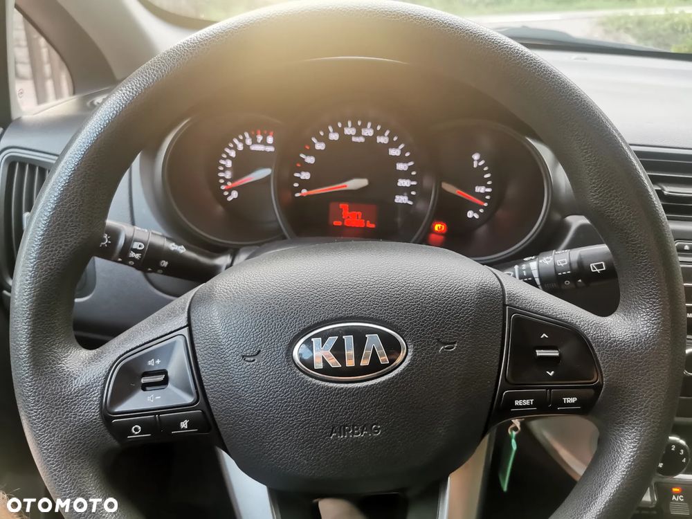 Kia Rio 1.2 Edition 7 - 14