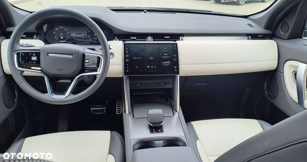 Land Rover Discovery Sport - 8