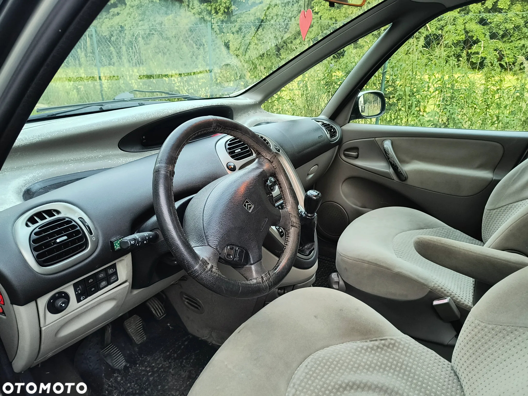 Citroën Xsara Picasso 1.6 Exclusive - 6