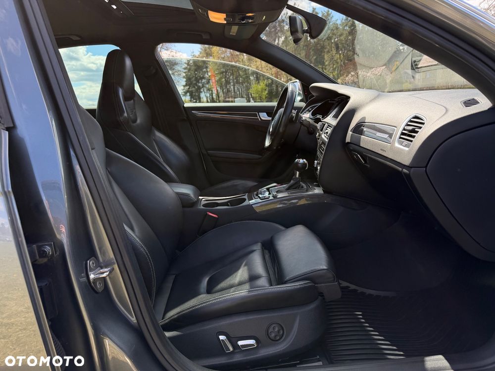Audi S4 Limousine - 24