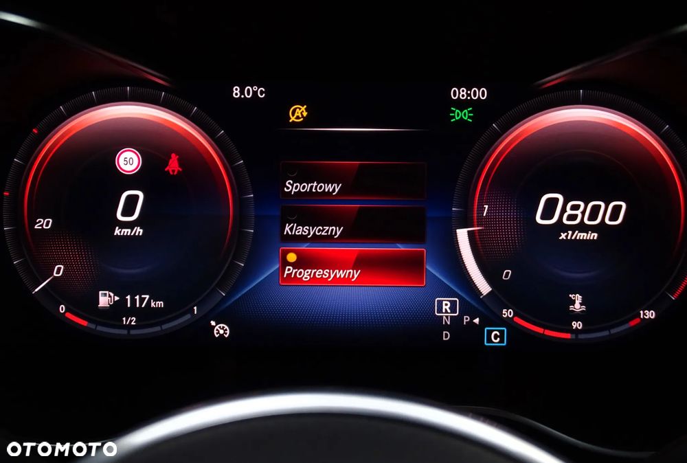 Mercedes-Benz GLC - 21