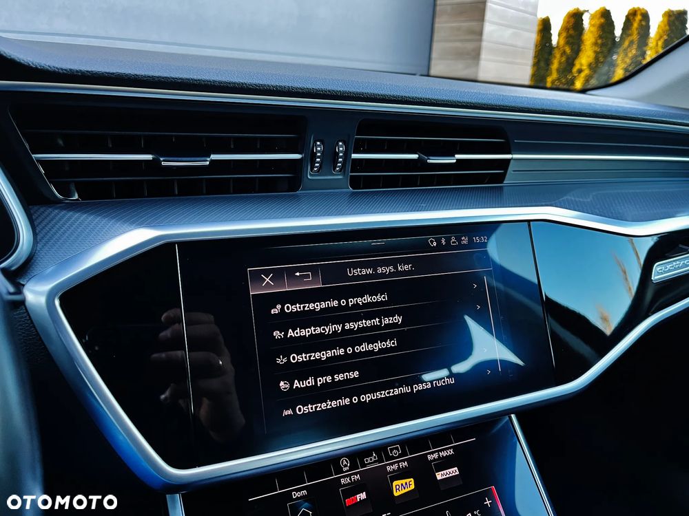 Audi A6 Avant 40 TDI quattro S tronic sport - 32