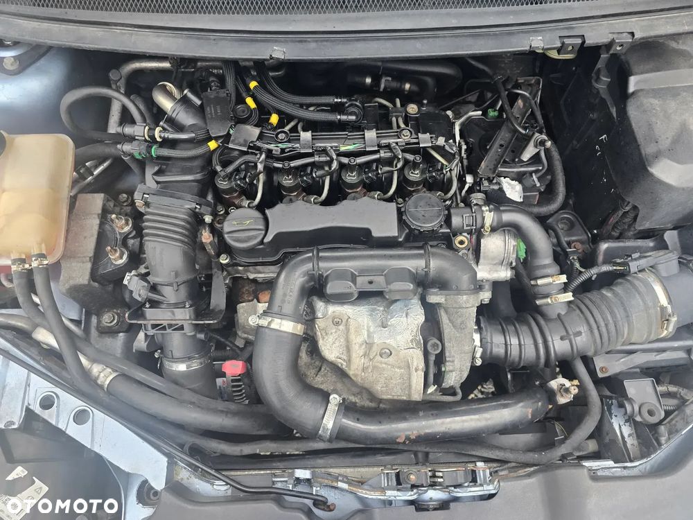 Ford Focus 1.6 TDCi Ghia - 7