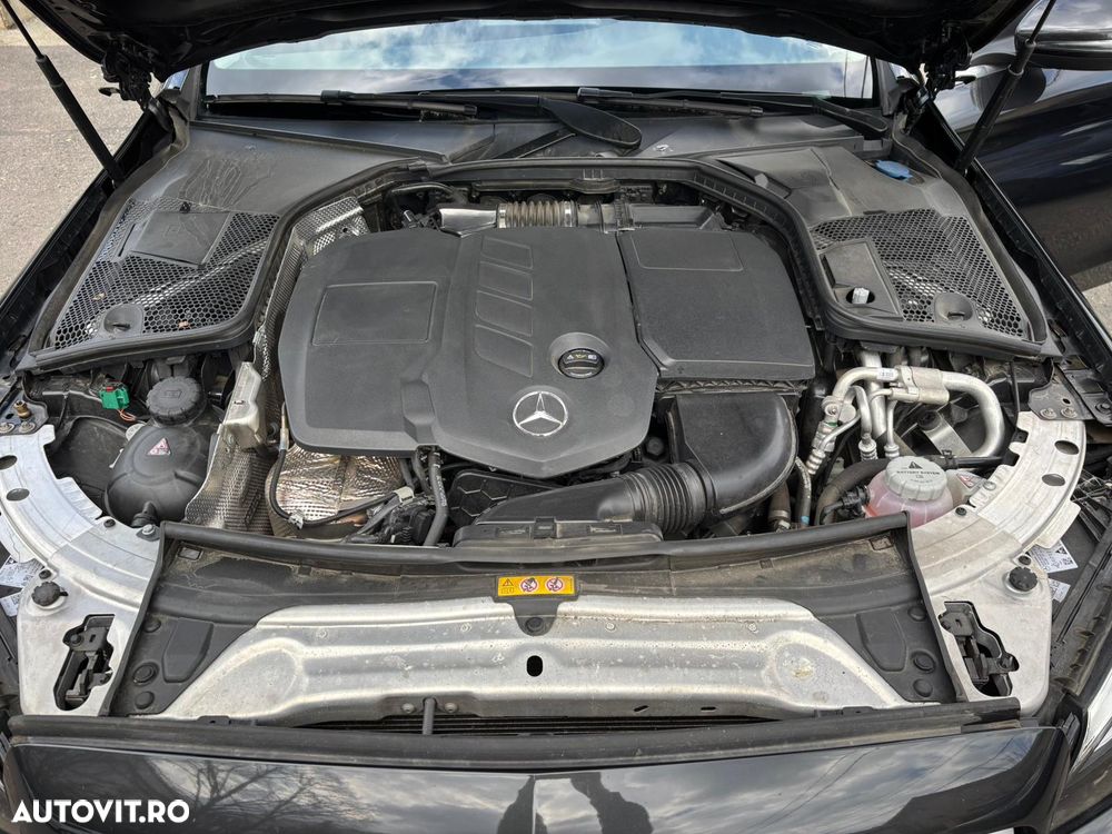 Mercedes-Benz C - 13