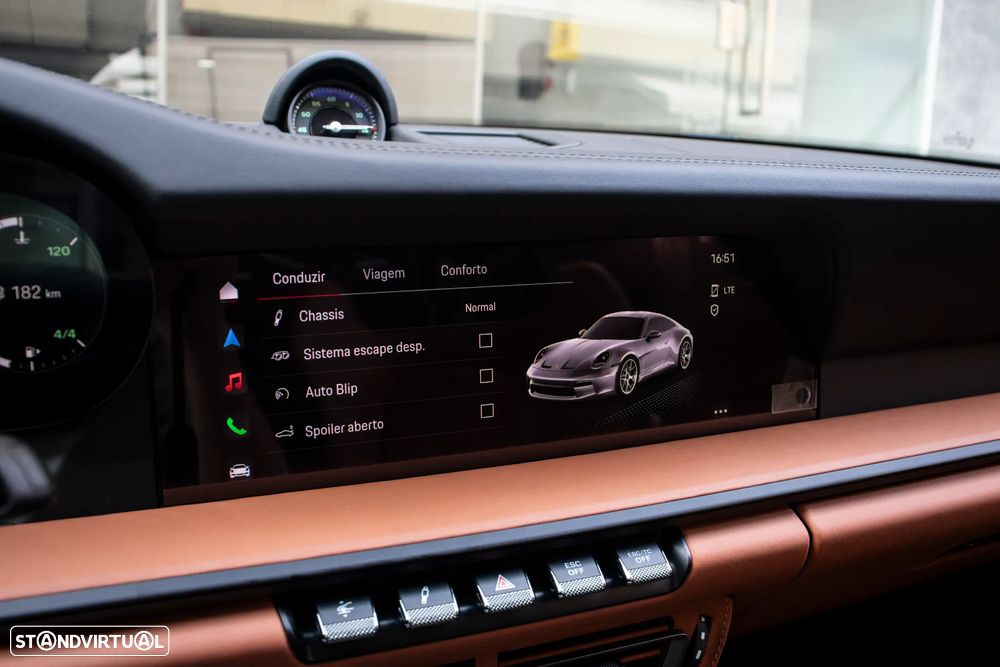 Porsche 911 (992) S/T - 26