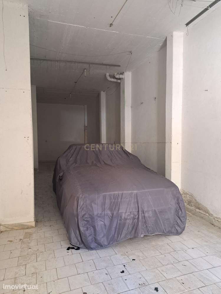 Garagem com 66 m2, para venda no Cacém - Grande imagem: 5/7