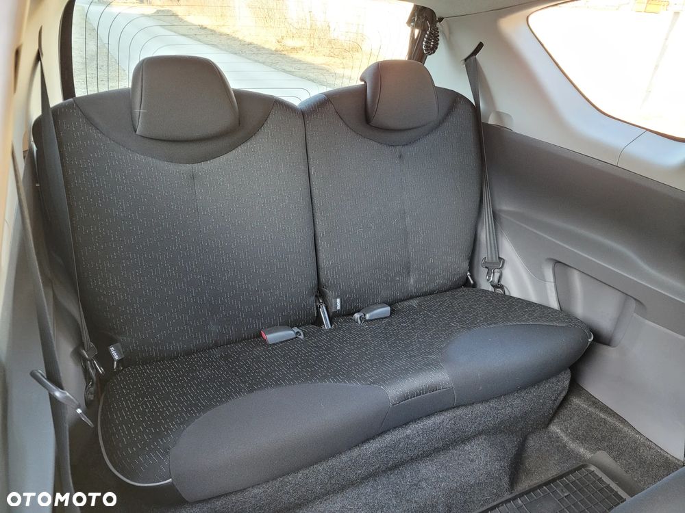 Peugeot 107 1.0 Happy - 8