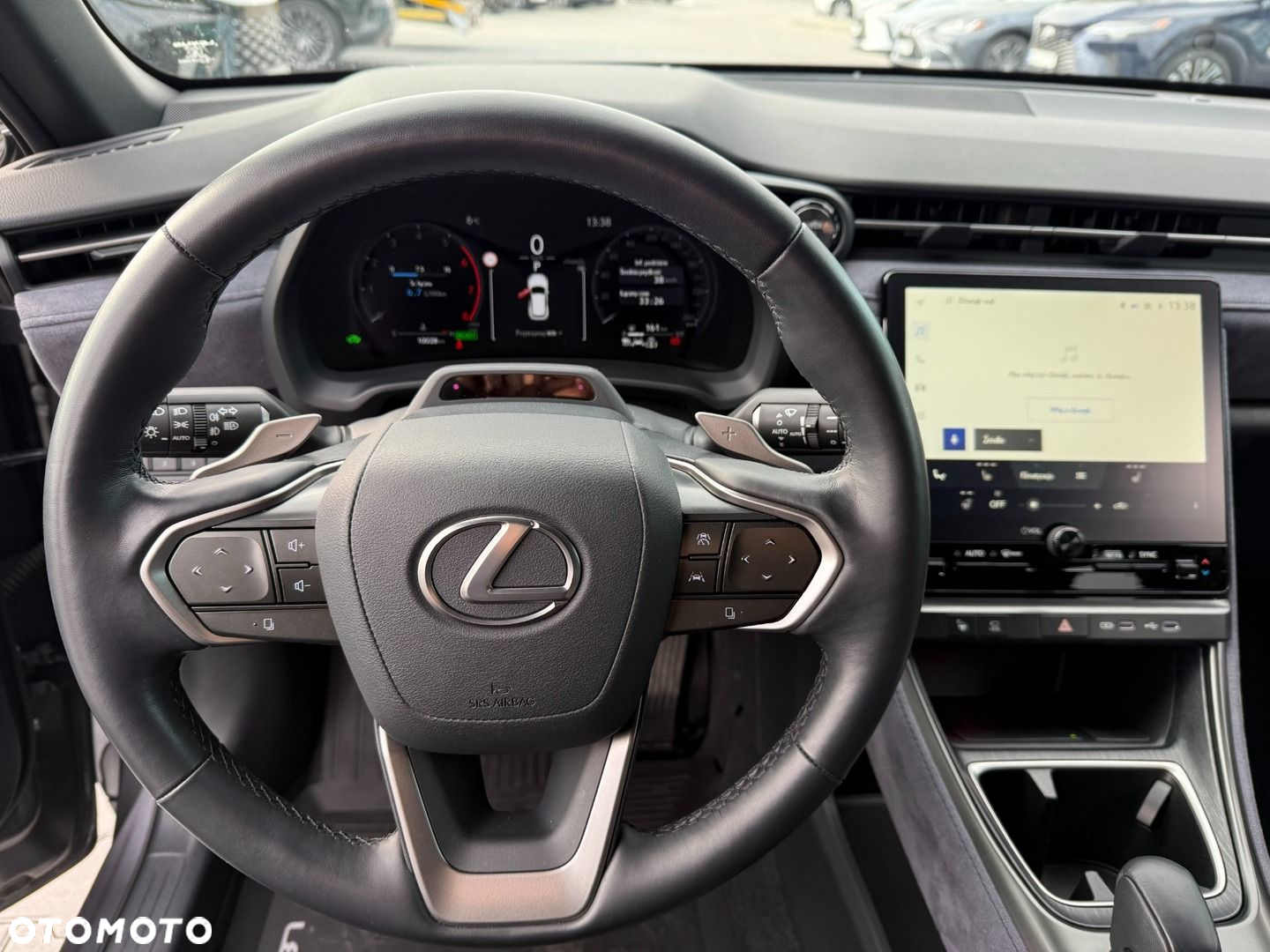 Lexus LBX - 14