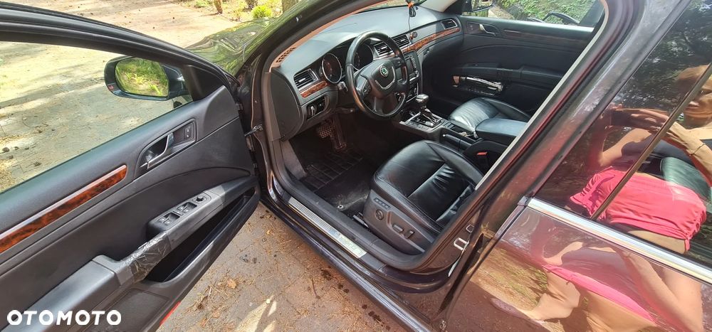 Skoda Superb 1.8 TSI Platinum DSG - 5