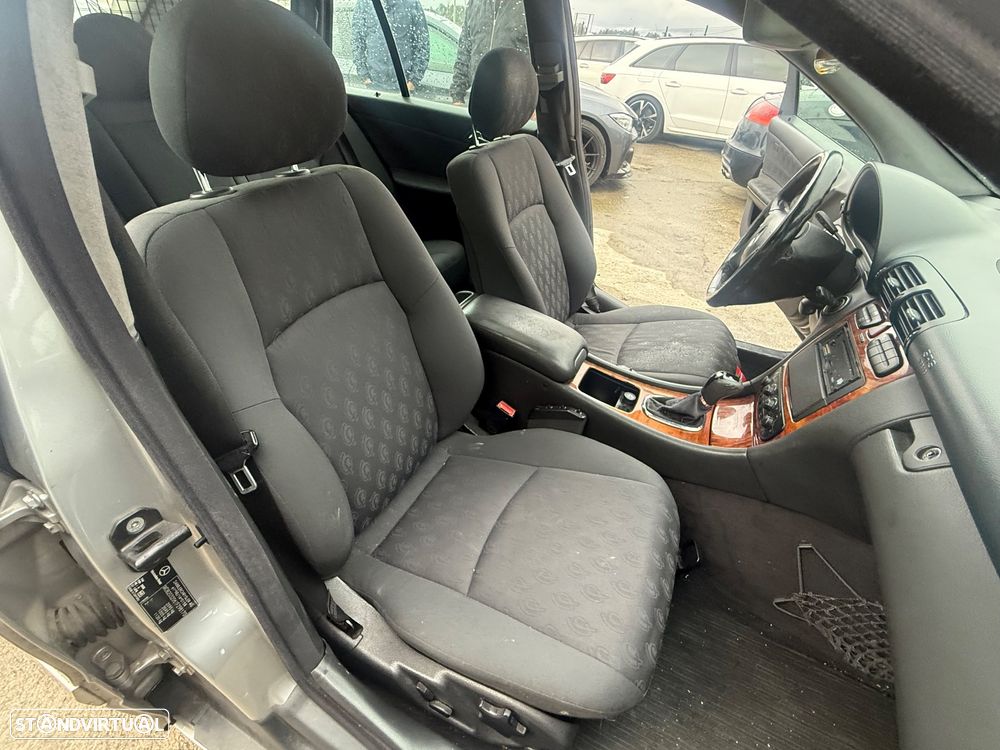 Mercedes-Benz C 220 - 41