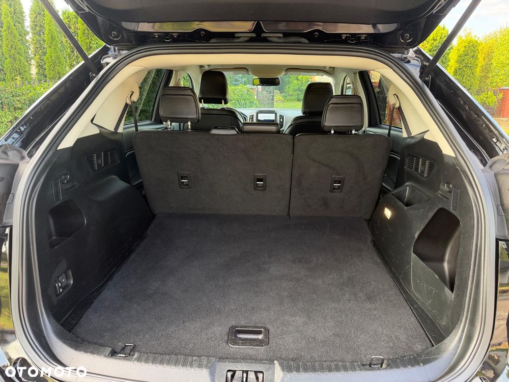 Ford Edge - 12