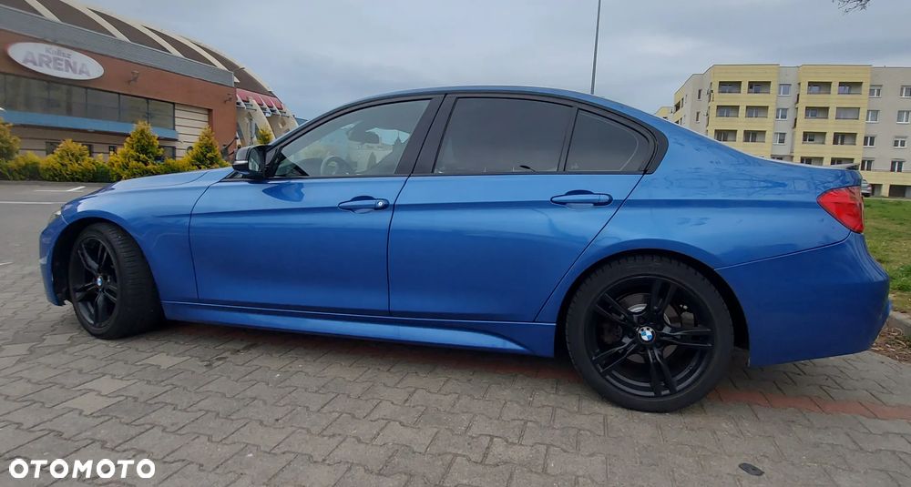 BMW Seria 3 318d M Sport EU6 - 4