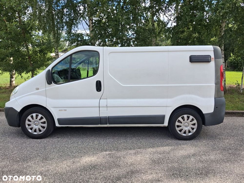 Renault trafic - 3