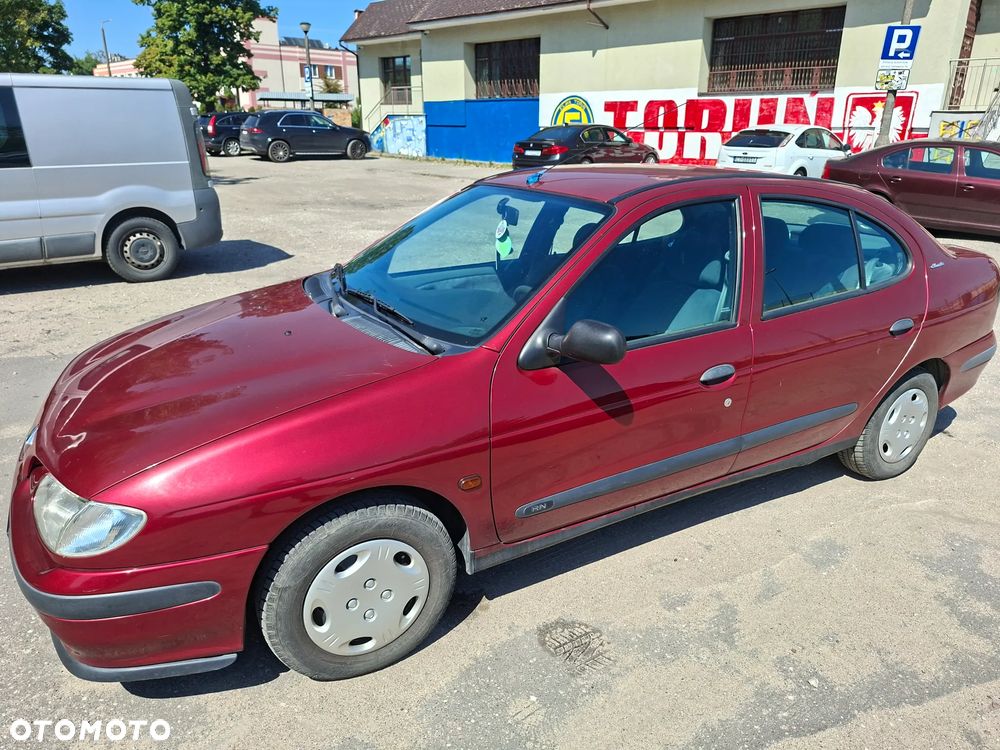 Renault Megane 1.4 RL - 10