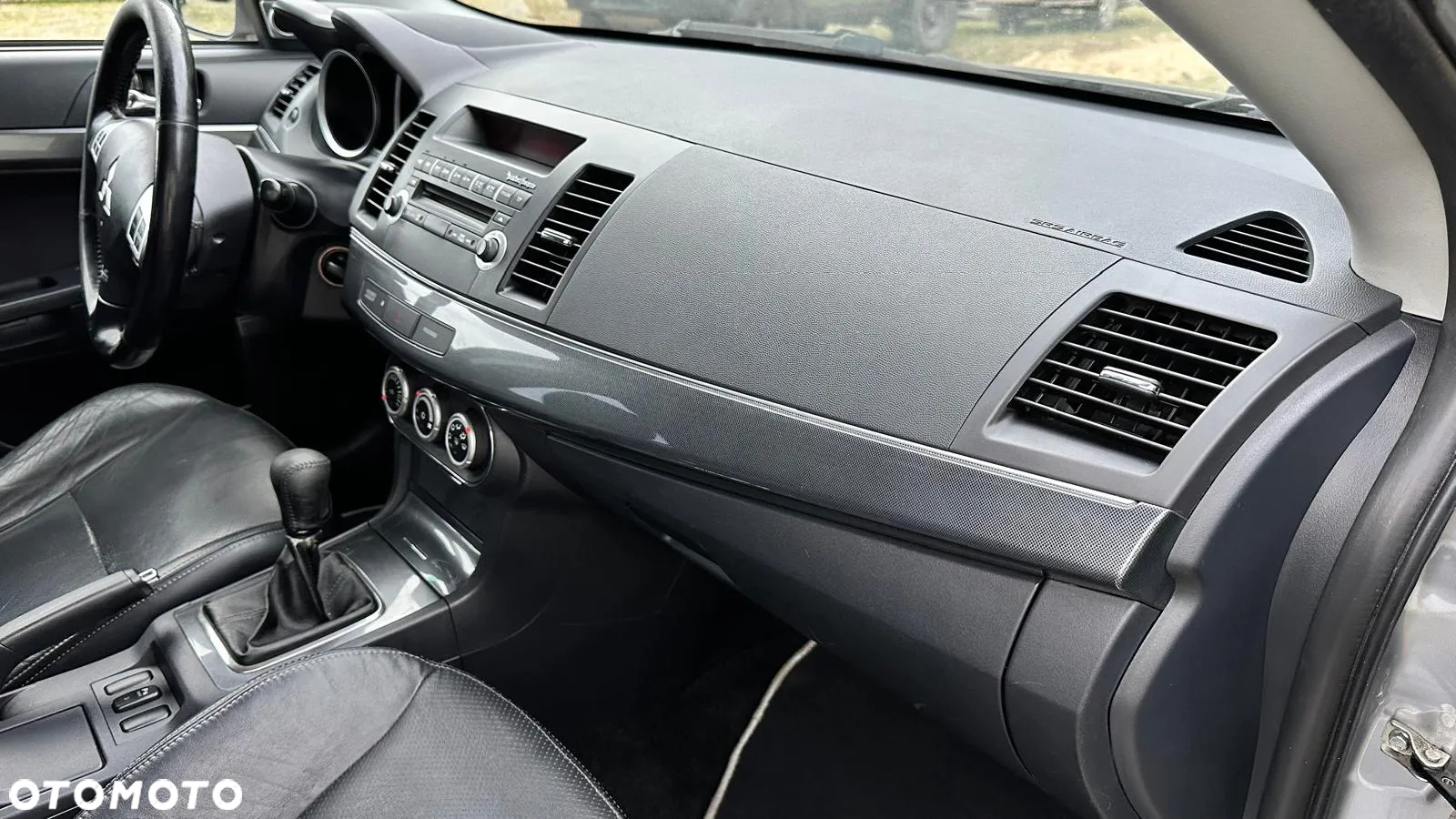 Mitsubishi Lancer 1.8 Intense - 28