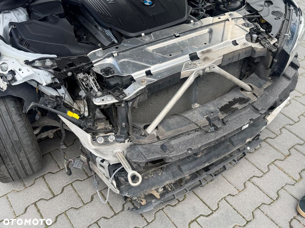 BMW Seria 3 330d xDrive M Sport sport - 4