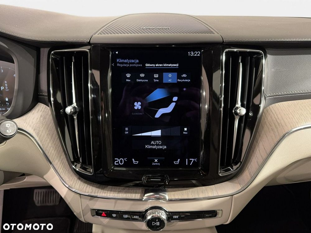 Volvo XC 60 - 26