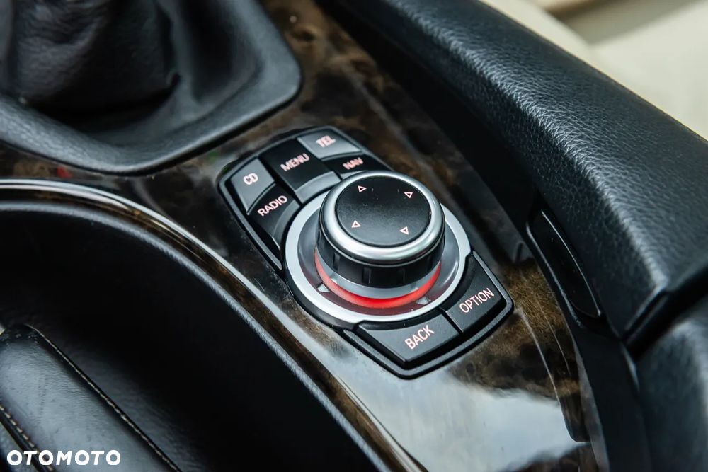 BMW Seria 5 530i Edition Exclusive - 26