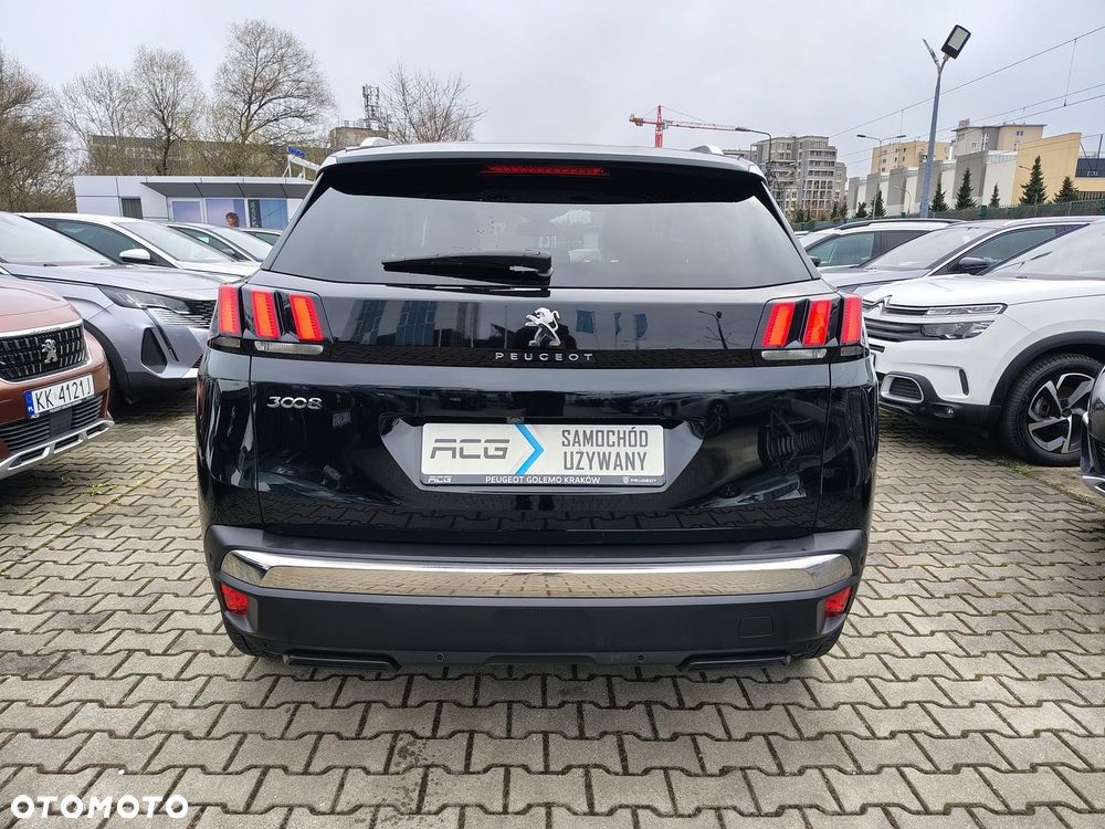 Peugeot 3008 1.2 PureTech GPF Allure S&S - 6