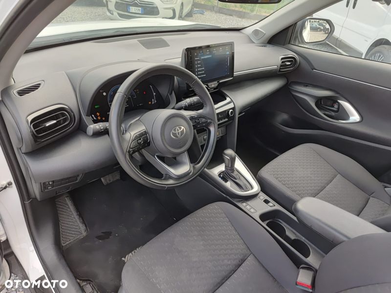 Toyota Yaris Cross Hybrid 1.5 Comfort - 33