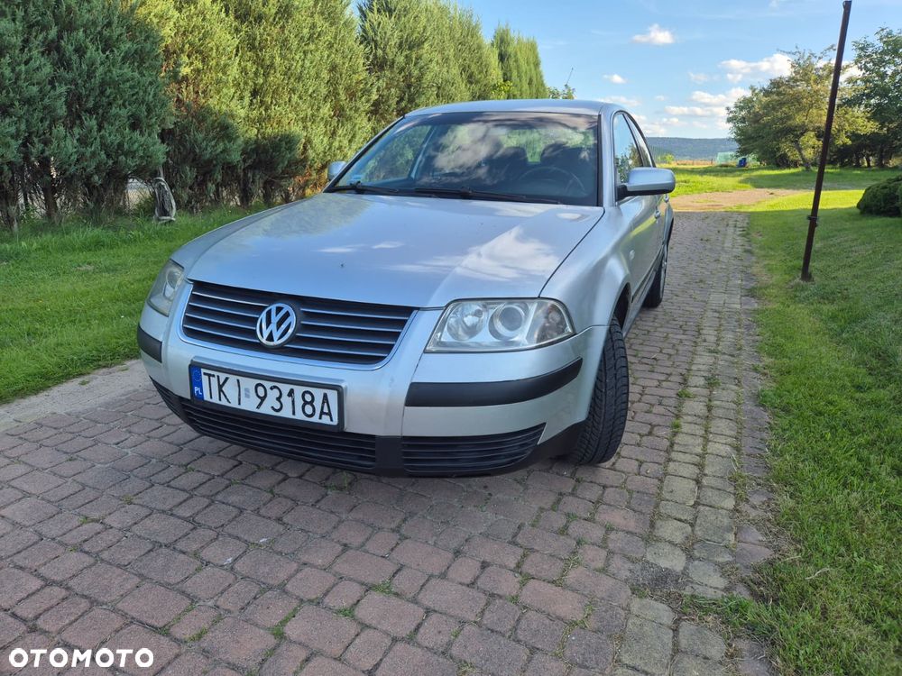 Volkswagen Passat 1.9 TDI Comfortline - 4