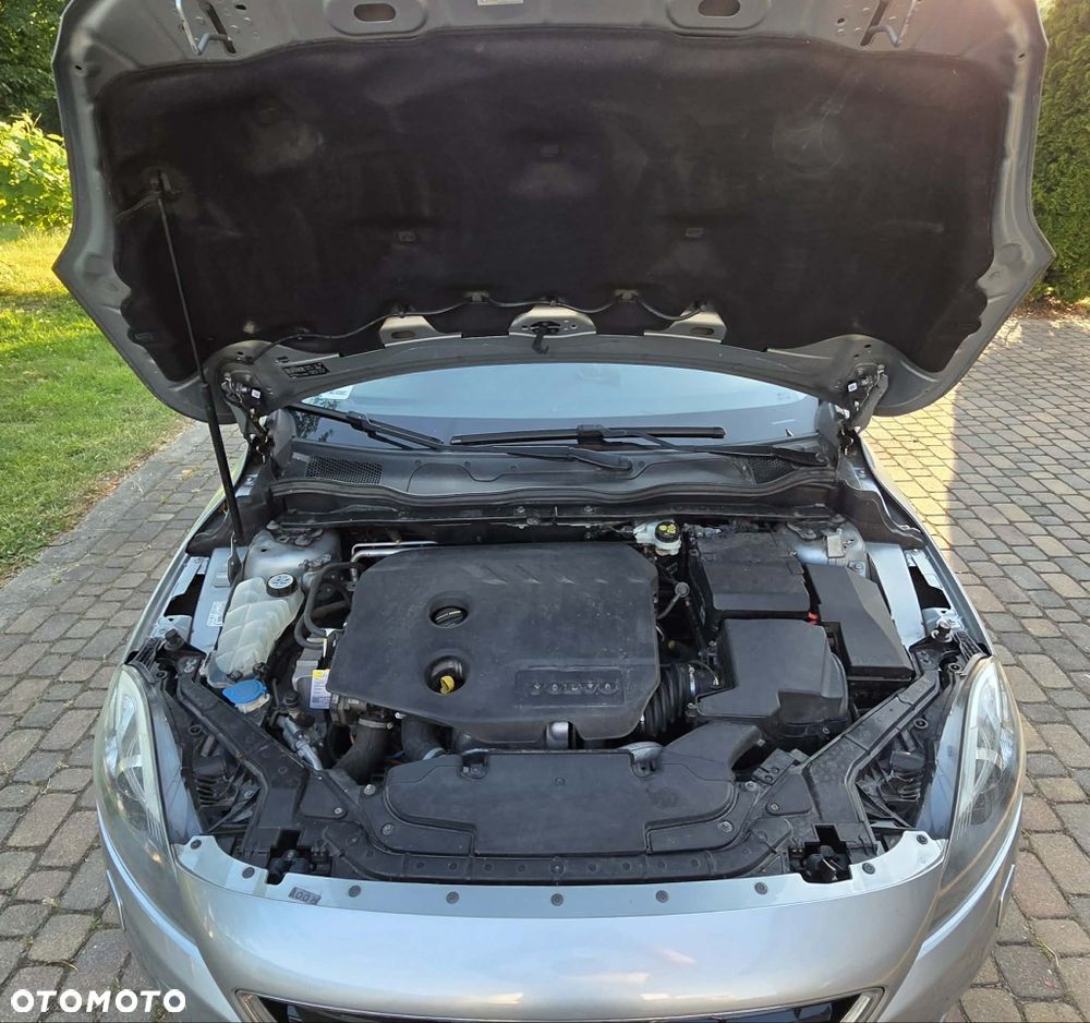Volvo V40 - 9