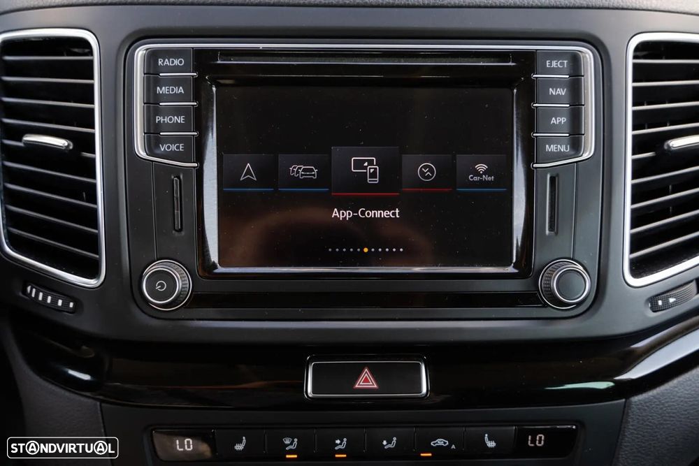 VW Sharan 2.0 TDI Highline - 14